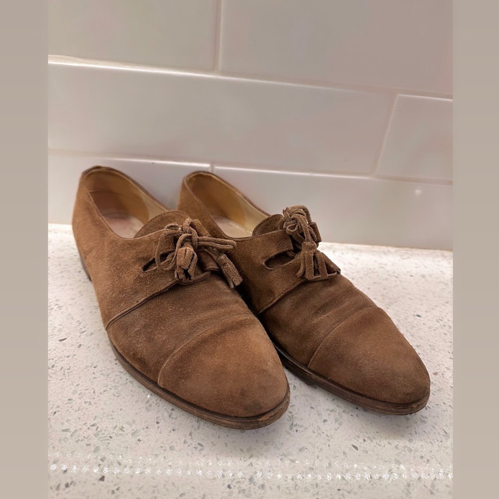 Genuine vintage 90’s suede Chanel loafers - Picture 2 of 4